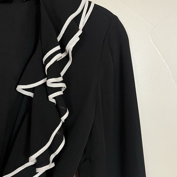 Dana Buchman Black Tuxedo Ruffle Wrap Long Sleeve‎ 100% Silk Blouse SZ 6 Medium - Picture 11 of 16